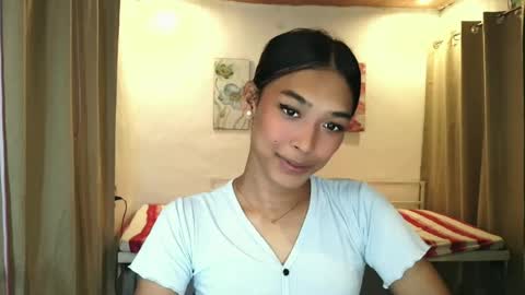 ur_dazzlingmorenaxx online show from July 9, 2026, 6:06 am