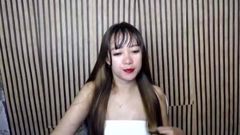 ur_petitejaya online show from July 30, 2026, 7:02 pm