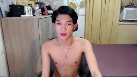 Snapshot of urasian_john20 chatting on July 18, 2026, 9:24 am urasian_john20 online show from July 18, 2026, 9:24 am