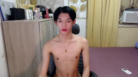 Snapshot of urasian_john20 chatting on July 22, 2026, 9:12 am urasian_john20 online show from July 22, 2026, 9:12 am