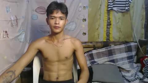 urasian_rey online show from June 4, 2026, 9:26 am