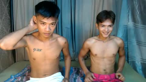 urasian_rey online show from June 14, 2026, 12:29 pm