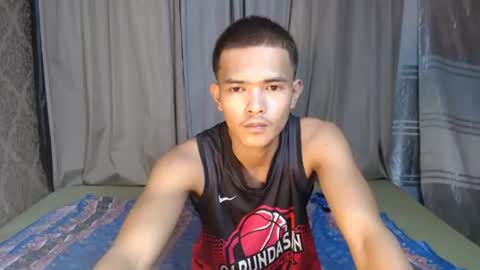 urasian_rey online show from June 23, 2026, 10:24 am