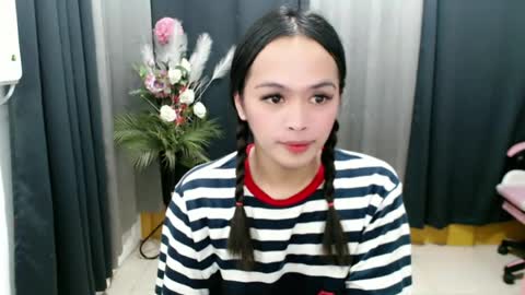 Snapshot of urasiancumgirl_ chatting on July 5, 2026, 8:21 am urasiancumgirl_ online show from July 5, 2026, 8:21 am