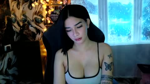 Snapshot of urasiandreamgirlxxx chatting on June 22, 2026, 5:26 am jess online show from June 22, 2026, 5:26 am