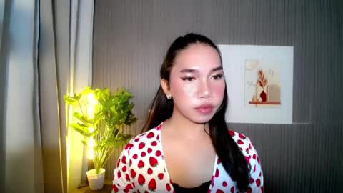 urcummstaraviona online show from July 19, 2026, 1:26 pm