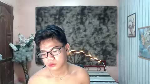 urdreamboy_doms online show from July 19, 2026, 2:15 am