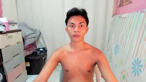 urguy_marco online show from July 18, 2026, 1:59 pm