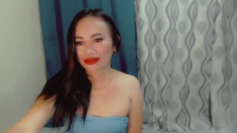 urlovely_che online show from July 1, 2026, 9:36 pm