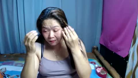 urpinay_singlemother online show from June 1, 2026, 8:27 am