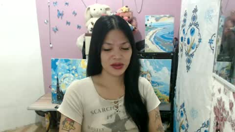 Snapshot of urpreciouspinayxxx chatting on August 1, 2026, 12:59 pm hi im kim online show from August 1, 2026, 12:59 pm