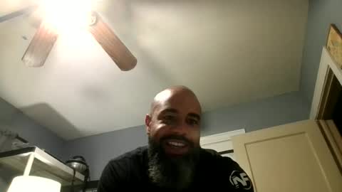 us2mayneedafuck online show from June 15, 2026, 12:57 am