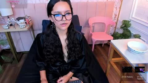 Vaiolet Harris online show from May 31, 2026, 6:09 pm