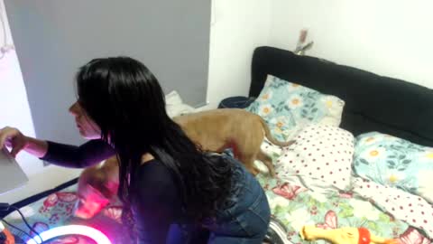 freya online show from August 6, 2026, 2:35 am