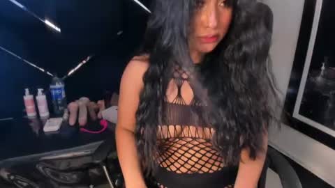 valen lopeez online show from July 18, 2026, 5:44 am