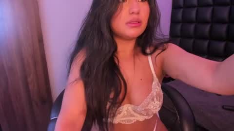 valen lopeez online show from July 23, 2026, 6:22 am