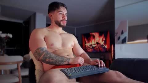 Snapshot of valenthinoking chatting on February 27, 2026, 4:23 am valenthinoking online show from February 27, 2026, 4:23 am