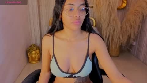 Valentina  online show from July 3, 2026, 12:33 pm