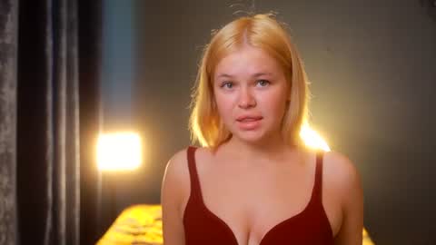 valeri______ online show from July 2, 2026, 7:14 am