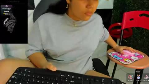 valeri_harpers4 online show from July 1, 2026, 9:25 pm