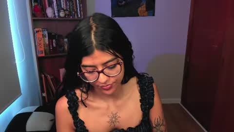 Snapshot of valerie__sky chatting on July 4, 2026, 4:02 pm Val online show from July 4, 2026, 4:02 pm