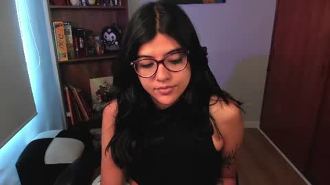 Snapshot of valerie__sky chatting on July 8, 2026, 1:15 pm Val online show from July 8, 2026, 1:15 pm