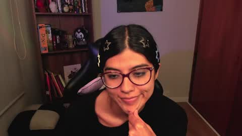 Snapshot of valerie__sky chatting on July 14, 2026, 2:05 am Val online show from July 14, 2026, 2:05 am