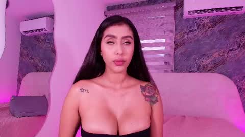 Snapshot of valerie_arias chatting on July 17, 2026, 7:19 pm Valerie online show from July 17, 2026, 7:19 pm