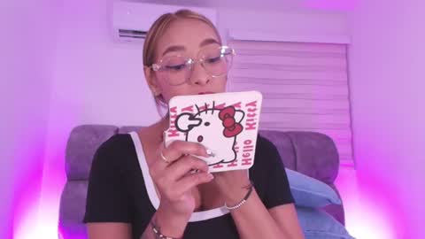 Valeryn online show from July 16, 2026, 3:01 am