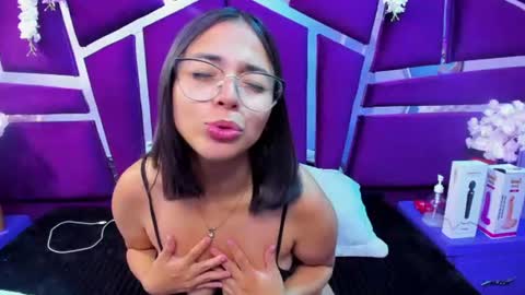 Snapshot of valerysweety__ chatting on June 13, 2026, 3:04 am ValerySweety online show from June 13, 2026, 3:04 am