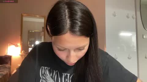 Little Devil online show from June 10, 2026, 2:16 pm