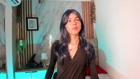 vanessa_jenner online show from July 20, 2026, 2:37 am