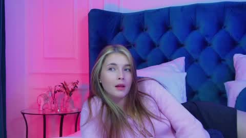 Vanessa online show from May 9, 2026, 7:19 pm