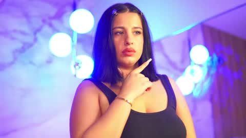 vanessaxrayy online show from May 28, 2026, 8:39 pm