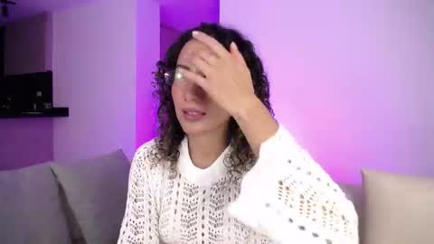 varenka_ivanova22 online show from July 24, 2026, 6:33 am