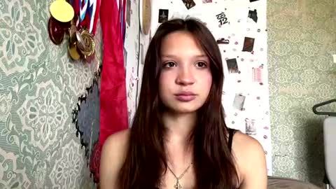 Anny online show from July 11, 2026, 6:38 am