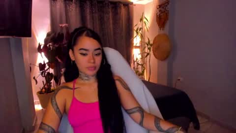 Vayolett Bass online show from July 14, 2026, 10:21 am