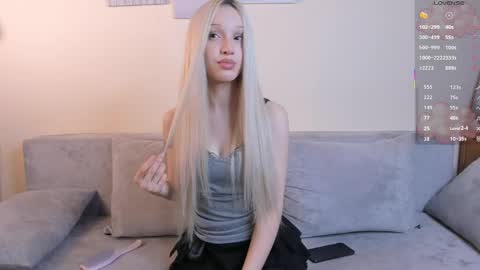 Hi im Hannah online show from March 14, 2026, 5:35 am
