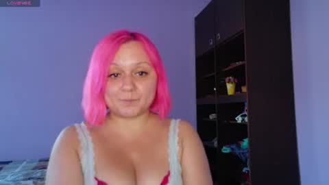 Velvet Rosse online show from June 26, 2026, 3:16 pm