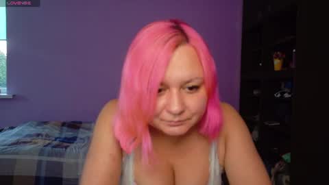 Velvet Rosse online show from July 8, 2026, 4:33 pm