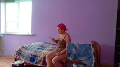 Velvet Rosse online show from July 14, 2026, 6:29 am