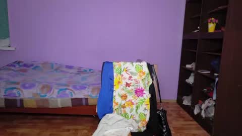 Velvet Rosse online show from August 4, 2026, 7:38 pm