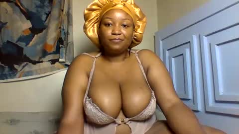 Prettie diva online show from August 4, 2026, 9:39 pm