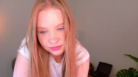 Venera online show from July 29, 2026, 2:04 pm