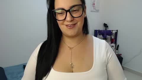 veroniicabbw_ online show from August 4, 2026, 10:40 am