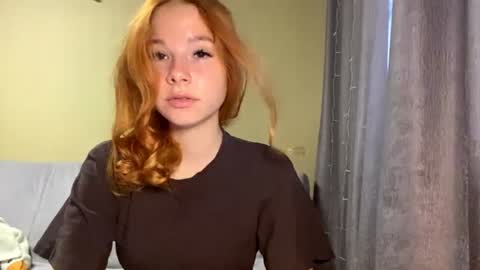 Lina online show from July 4, 2026, 3:02 am