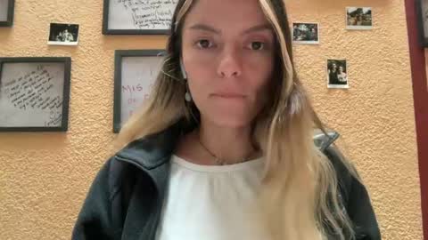 papichulo y mamichula online show from June 28, 2026, 10:16 pm