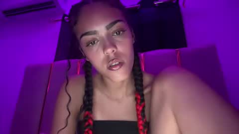 Snapshot of vickyyyx chatting on May 16, 2026, 12:18 am Goddess Victory online show from May 16, 2026, 12:18 am