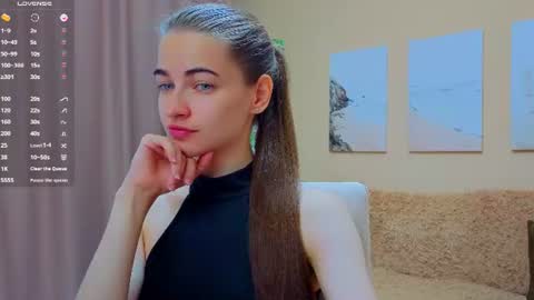 vikiberry online show from July 25, 2026, 5:49 am