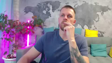 vikingchrisss online show from June 20, 2026, 10:18 am